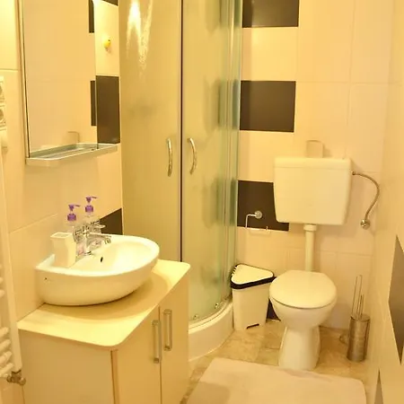 Apartament S19 *
