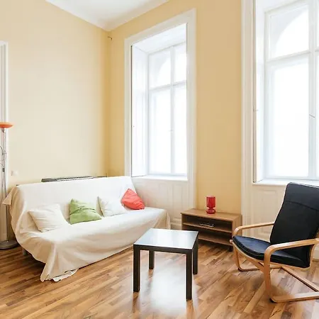 S19 Apartament *